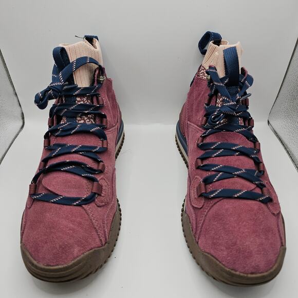 The North Face Back To Berkley III Sport Womens 8.5 Suede Boots - Picture 4 of 10